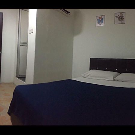 Abs Bintang Guest House Куала Лумпур Екстериор снимка