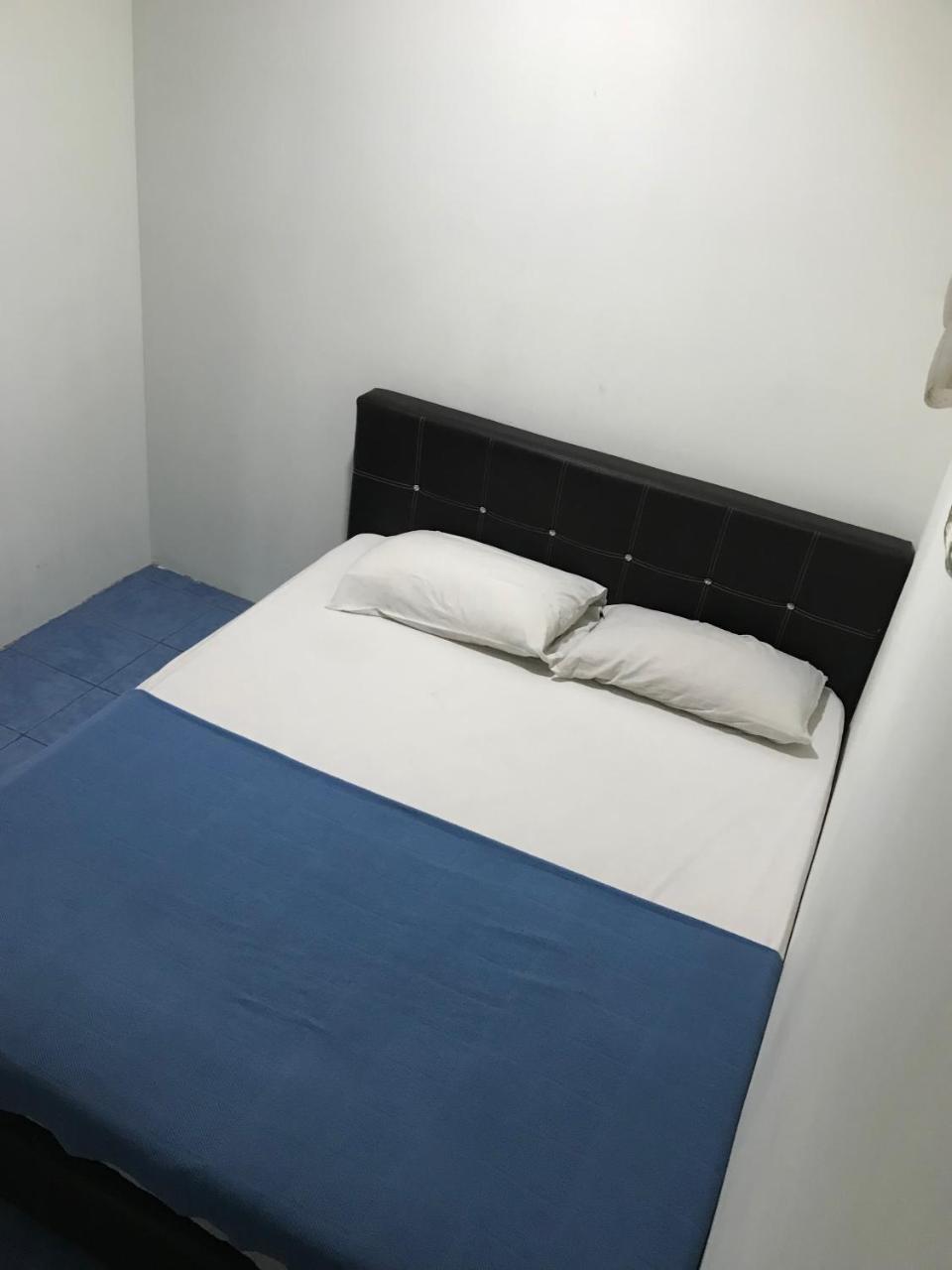 Abs Bintang Guest House Куала Лумпур Екстериор снимка