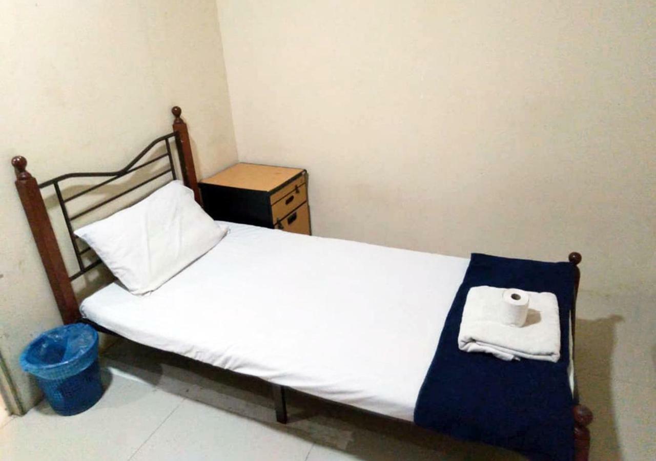 Abs Bintang Guest House Куала Лумпур Екстериор снимка
