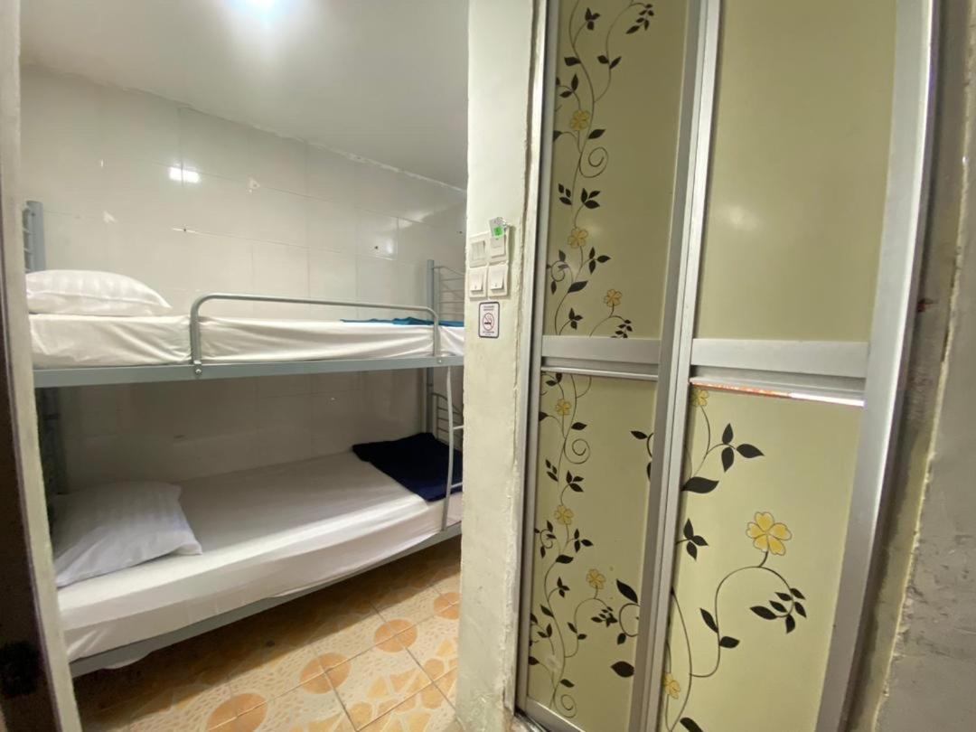 Abs Bintang Guest House Куала Лумпур Екстериор снимка